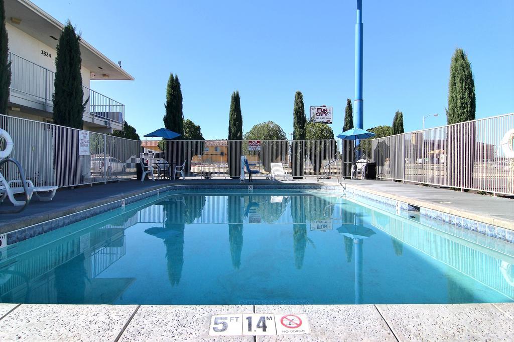 Motel 6-Carlsbad, Nm Esterno foto