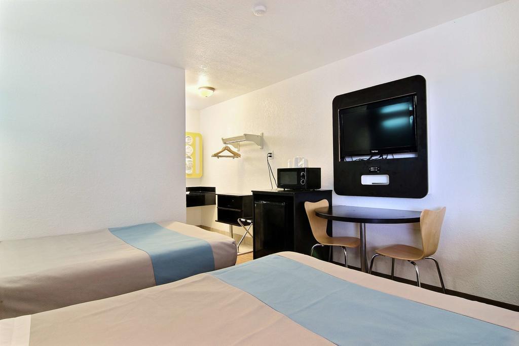 Motel 6-Carlsbad, Nm Esterno foto